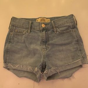 Hollister High Rise Short Shorts